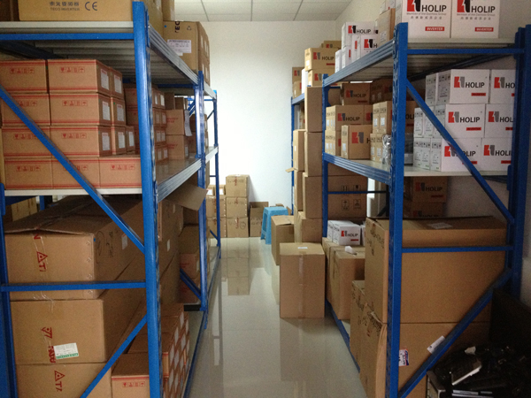 東莞富創(chuàng)倉庫一角